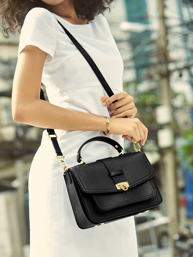 VERA Alexa, the best selling handbag