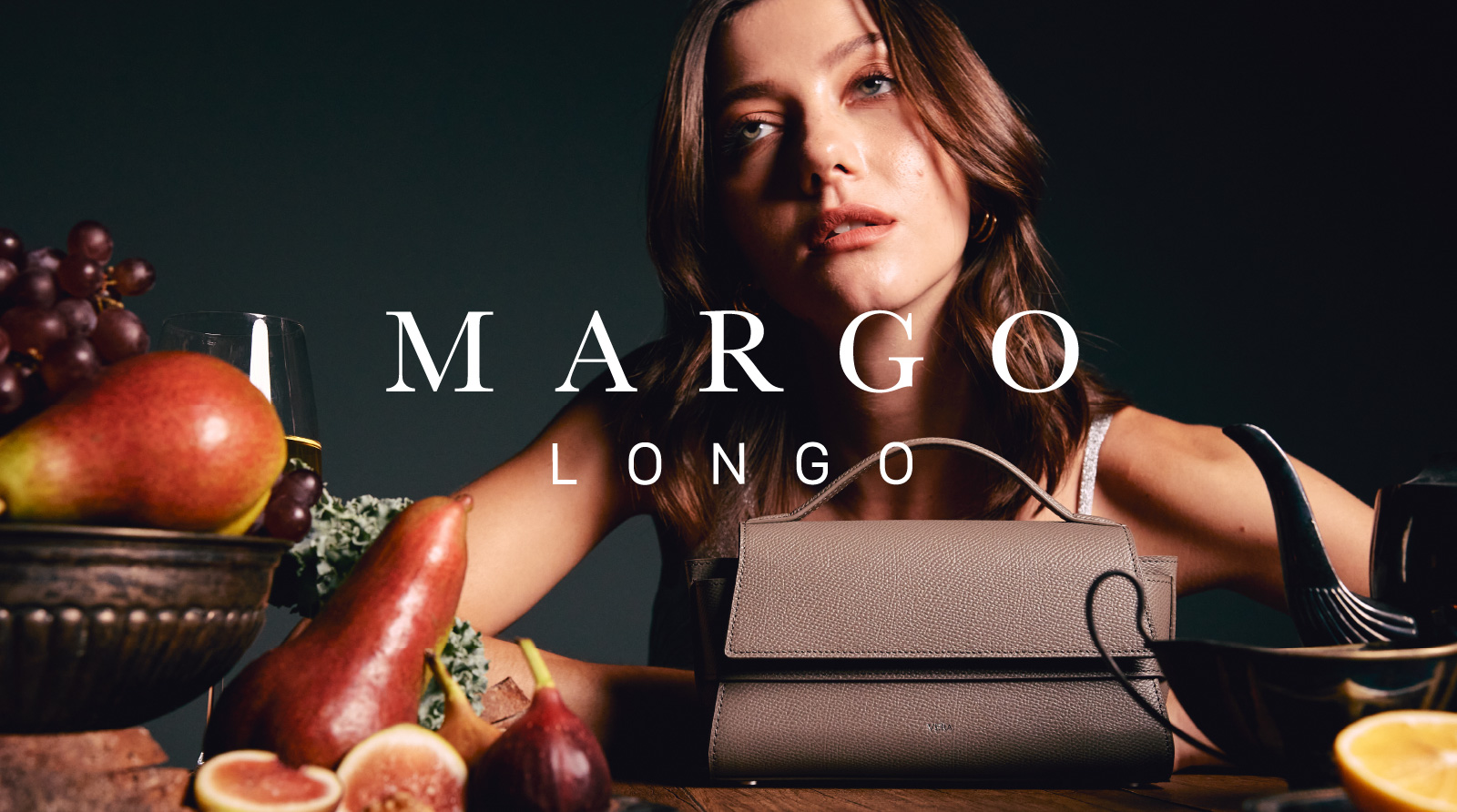 VERA Margo Longo in Frosted Gray