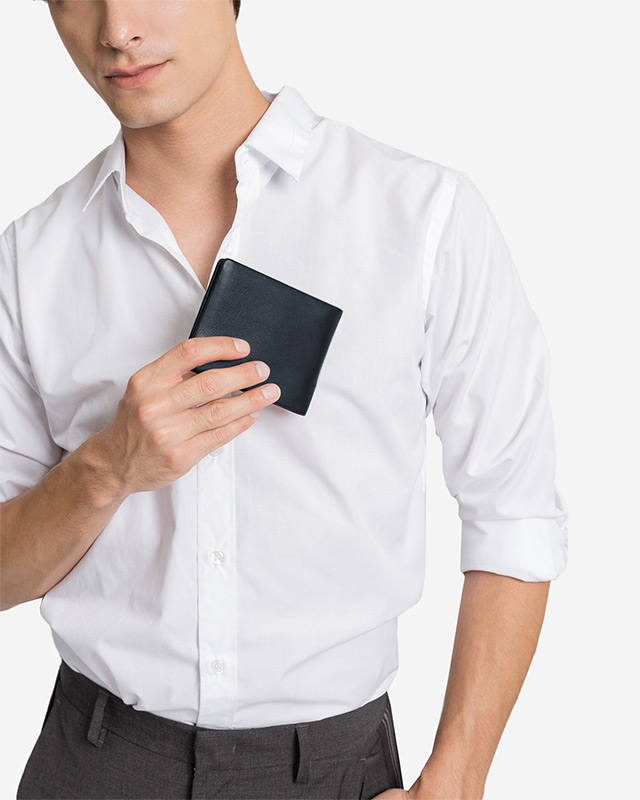VERA Men Sleek Wallet in Navy